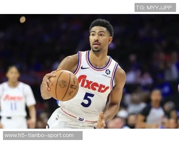 格莱姆斯年薪期望高达3000万与实际差距达2130万引发关注